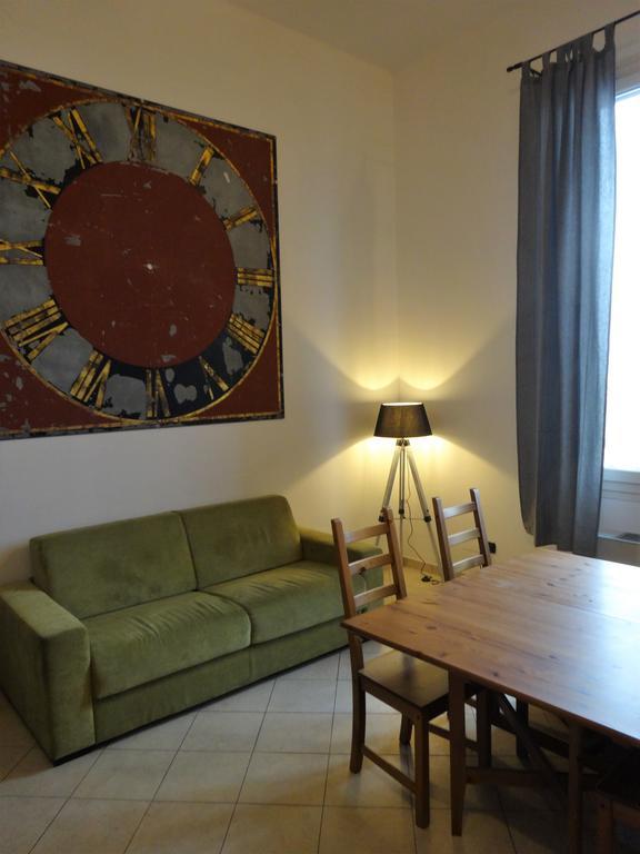 Due Agosto Apartments Bologna Room photo